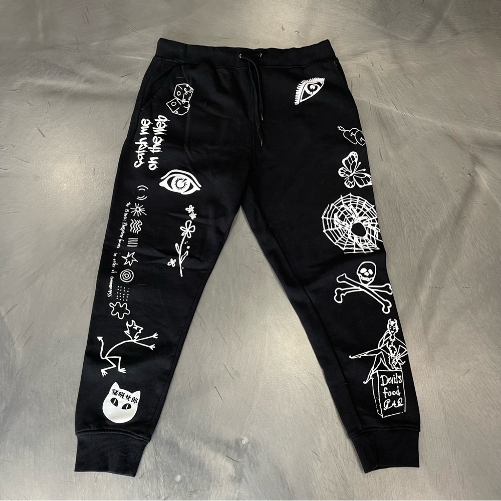 Graphic sweatpant joggers
